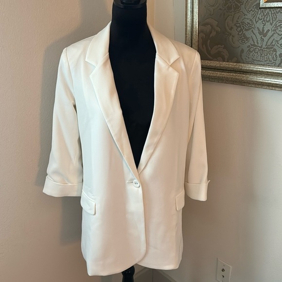 Lavender Brown Jackets & Blazers - Lavender Brown white single button front crepe polyester white blazer Sz M